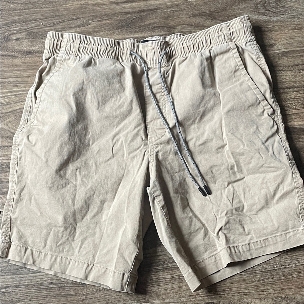 Aeropostale Men's Beige Athletic Shorts